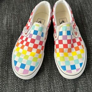 Kids rainbow check Vans